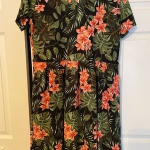 LuLaRoe Amelia Dress (Retired), 3X, 3XL